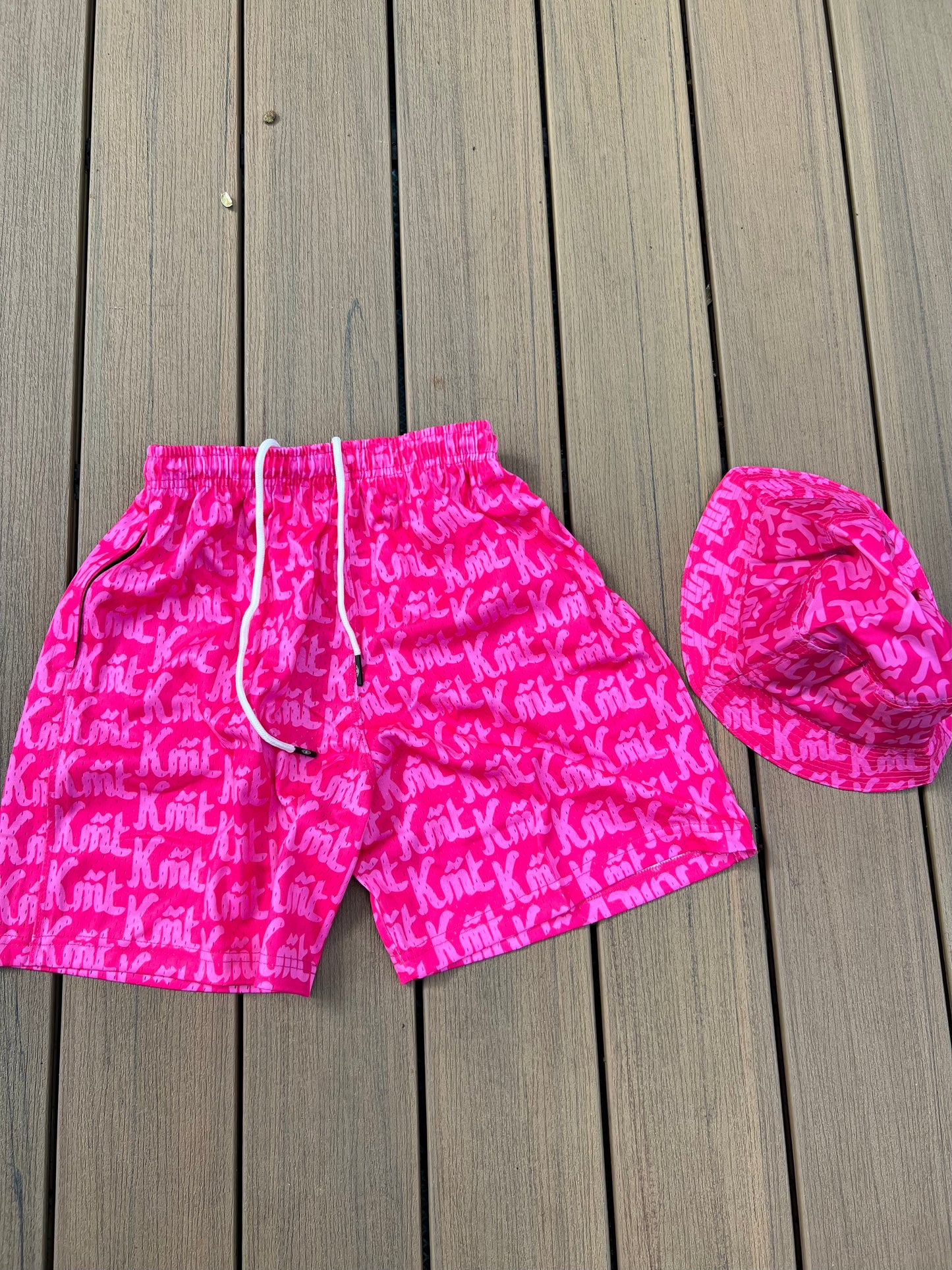 Kmt shorts (pink)